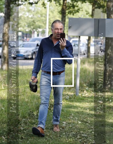 Amsterdam 29 mei 2018
Bart Bosch laat hond uit.
