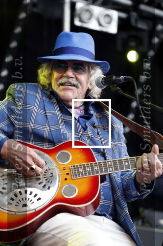 Hummelo 10 mei 2018
Onthulling standbeeld rockgroep Normaal met de bandleden Bennie Jolink, Ferdi Joly, Willem Terhorst en de partner van het overleden lid Jan Manschot