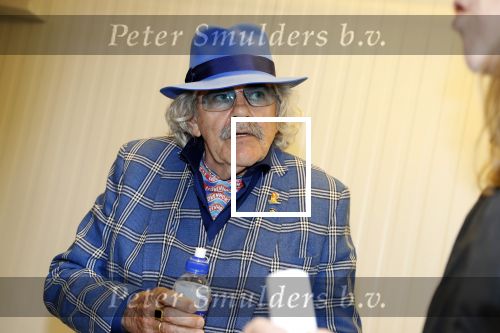 Hummelo 10 mei 2018
Onthulling standbeeld rockgroep Normaal met de bandleden Bennie Jolink, Ferdi Joly, Willem Terhorst en de partner van het overleden lid Jan Manschot