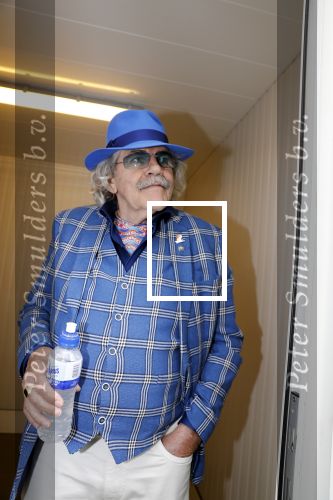 Hummelo 10 mei 2018
Onthulling standbeeld rockgroep Normaal met de bandleden Bennie Jolink, Ferdi Joly, Willem Terhorst en de partner van het overleden lid Jan Manschot