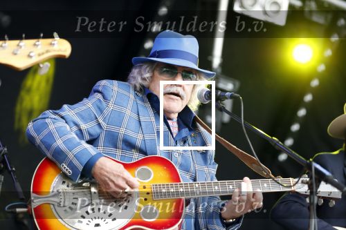 Hummelo 10 mei 2018
Onthulling standbeeld rockgroep Normaal met de bandleden Bennie Jolink, Ferdi Joly, Willem Terhorst en de partner van het overleden lid Jan Manschot