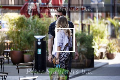 Amsterdam 21 mei 2018
Candy Dulfer met haar nieuwe vriend Rafael Nagelkerke. Candy heeft nieuw huis gekocht en Rafael heeft de sleutel.