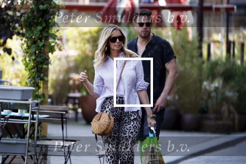 Amsterdam 21 mei 2018
Candy Dulfer met haar nieuwe vriend Rafael Nagelkerke. Candy heeft nieuw huis gekocht en Rafael heeft de sleutel.