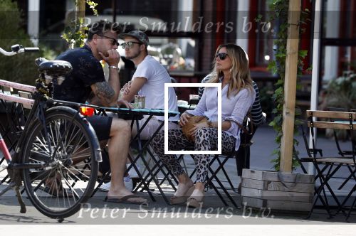 Amsterdam 21 mei 2018
Candy Dulfer met haar nieuwe vriend Rafael Nagelkerke. Candy heeft nieuw huis gekocht en Rafael heeft de sleutel.