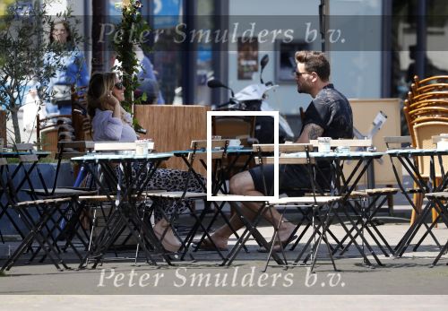 Amsterdam 21 mei 2018
Candy Dulfer met haar nieuwe vriend Rafael Nagelkerke. Candy heeft nieuw huis gekocht en Rafael heeft de sleutel.