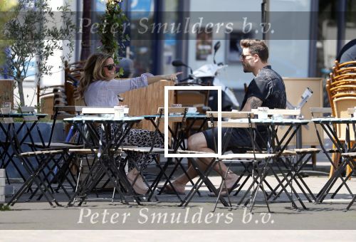Amsterdam 21 mei 2018
Candy Dulfer met haar nieuwe vriend Rafael Nagelkerke. Candy heeft nieuw huis gekocht en Rafael heeft de sleutel.