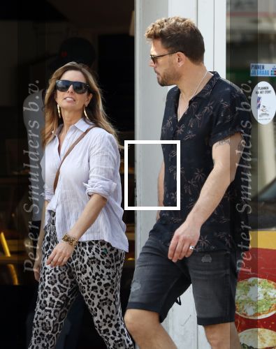Amsterdam 21 mei 2018
Candy Dulfer met haar nieuwe vriend Rafael Nagelkerke. Candy heeft nieuw huis gekocht en Rafael heeft de sleutel.