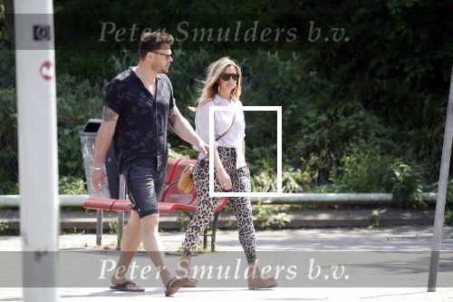 Amsterdam 21 mei 2018
Candy Dulfer met haar nieuwe vriend Rafael Nagelkerke. Candy heeft nieuw huis gekocht en Rafael heeft de sleutel.