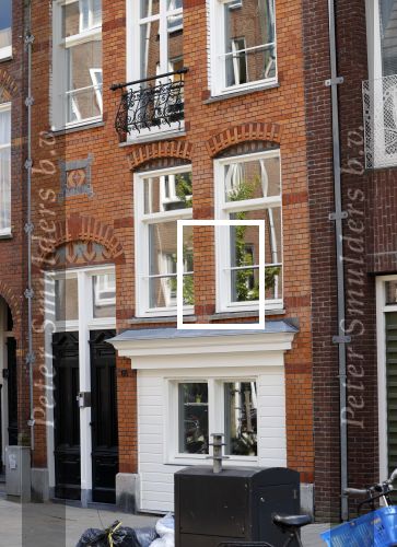 Amsterdam 21 mei 2018
Candy Dulfer met haar nieuwe vriend Rafael Nagelkerke. Candy heeft nieuw huis gekocht en Rafael heeft de sleutel.