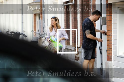 Amsterdam 21 mei 2018
Candy Dulfer met haar nieuwe vriend Rafael Nagelkerke. Candy heeft nieuw huis gekocht en Rafael heeft de sleutel.