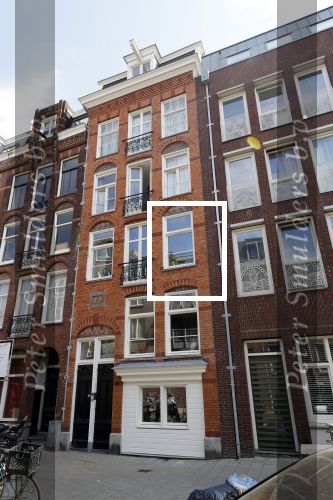 Amsterdam 21 mei 2018
Candy Dulfer met haar nieuwe vriend Rafael Nagelkerke. Candy heeft nieuw huis gekocht en Rafael heeft de sleutel.