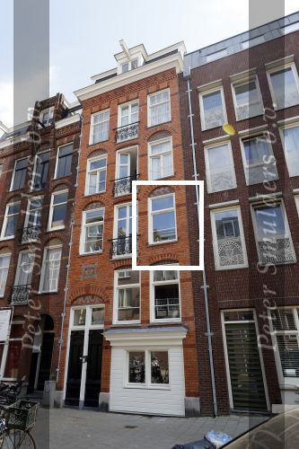 Amsterdam 21 mei 2018
Candy Dulfer met haar nieuwe vriend Rafael Nagelkerke. Candy heeft nieuw huis gekocht en Rafael heeft de sleutel.