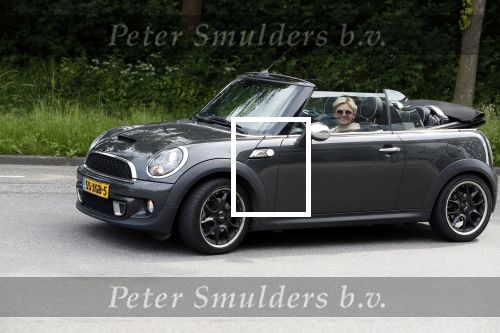 Amsterdam 1 juni 2018
Caroline Tensen in haar mini cooper cabrio.