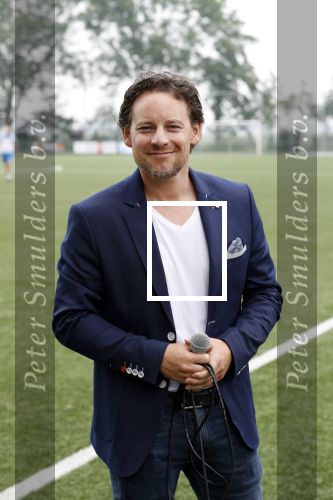 Durgerdam 31 mei 2018 
Presentatie Cast Allstars , Cast: Kees Boot, Lucas Hamming, Levi van Kempen, Jim Bakkum, Urvin Monte, Mike Weerts, Jasper Demollin, Alex Hendrickx en Bart van den Donker tijdens de perspresentatie van All Stars de Musical bij voetbalvereniging DRC te Durgerdam. Ook aanwezig Jean v d Velde Thomas Acda Frank Lammers Frederik Brom Cas Jansen en Yannick v d Velde.