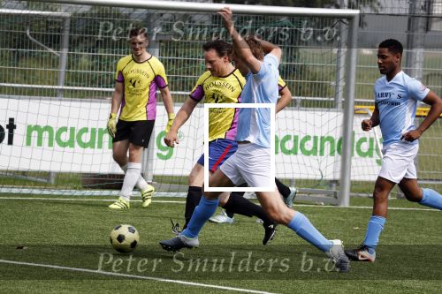 Durgerdam 31 mei 2018 
Presentatie Cast Allstars , Cast: Kees Boot, Lucas Hamming, Levi van Kempen, Jim Bakkum, Urvin Monte, Mike Weerts, Jasper Demollin, Alex Hendrickx en Bart van den Donker tijdens de perspresentatie van All Stars de Musical bij voetbalvereniging DRC te Durgerdam. Ook aanwezig Jean v d Velde Thomas Acda Frank Lammers Frederik Brom Cas Jansen en Yannick v d Velde.