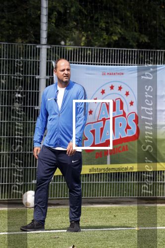 Durgerdam 31 mei 2018 
Presentatie Cast Allstars , Cast: Kees Boot, Lucas Hamming, Levi van Kempen, Jim Bakkum, Urvin Monte, Mike Weerts, Jasper Demollin, Alex Hendrickx en Bart van den Donker tijdens de perspresentatie van All Stars de Musical bij voetbalvereniging DRC te Durgerdam. Ook aanwezig Jean v d Velde Thomas Acda Frank Lammers Frederik Brom Cas Jansen en Yannick v d Velde.