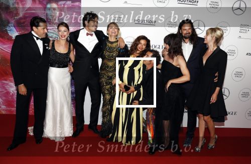 Amsterdam 1 juni 2018
Premiere Nationaal ballet in stopera. Charlie Chan Dagelet (zwanger) en Job Reuten, Hanna Verboom, Ralph Nauta en Margriet Planting en Wende Snijders