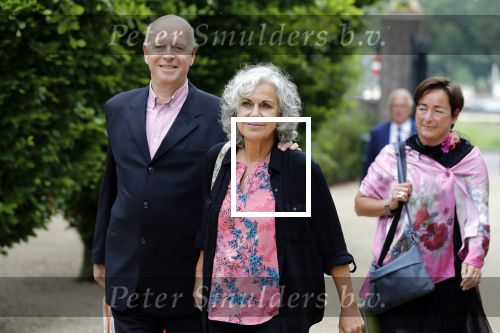 Amsterdam 24 mei 2018
Begrafenis Natascha Emanuels op begraafplaats zorgvlied. Cilly Dartell met man
