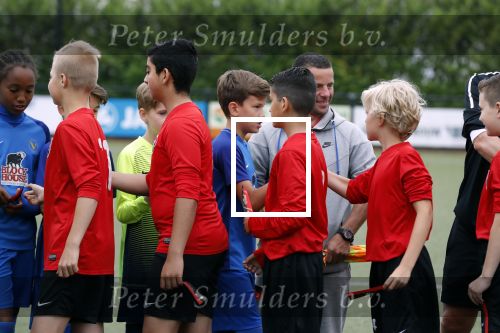 Beverwijk 2 juni 2018
Voetbaltournooi Rafael v d Vaart bij zijn oude club de Kennemers.
Zijn zoon Damian doet mee met zijn duitse Club Victoria. ( sponsor Meis interpreis)
Estavan Polman kwam met hun dochter Jesslynn . Ook Rafael zijn vader Ramone en moeder Lolita waren aanwezig.