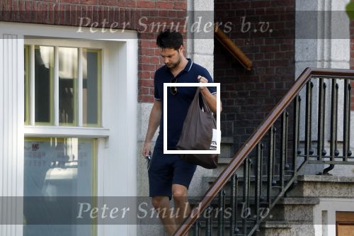 Amsterdam 26 mei 2018
De vriend van Eva Jinek , Dexter v Voorn gaat boodschappen doen.