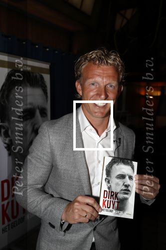 Katwijk 14 mei 2018
Boekpresentatie Dirk Kuyt in aanwezigheid van zijn kinderen en vrouw Gertrude.