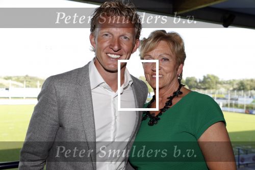 Katwijk 14 mei 2018
Boekpresentatie Dirk Kuyt in aanwezigheid van zijn kinderen en vrouw Gertrude. Dirk met zijn moeder en zussen