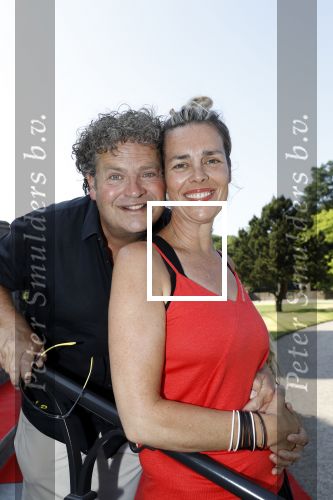 Haarzuilens 6 juni 2018
Opening expositie in kasteel de haar met oa Rene Mioch Annewil Blankers Renee Soutendijk en Willeke v Ammelrooij. Dirk Zeelenberg met zijn vrouw Suus en hun kinderen