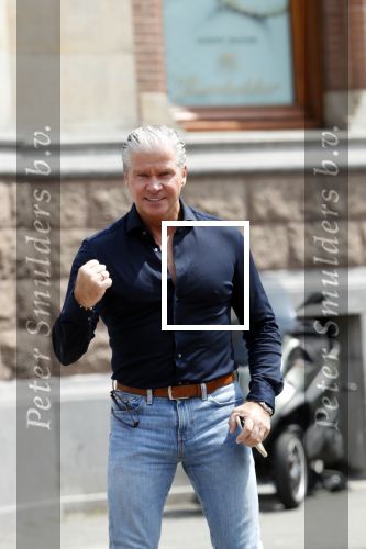 Amsterdam 25 mei 2018
Dries Roelvink op straat in Amsterdam zuid