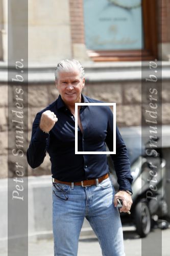 Amsterdam 25 mei 2018
Dries Roelvink op straat in Amsterdam zuid