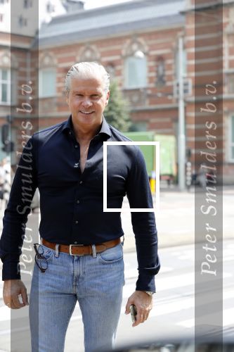 Amsterdam 25 mei 2018
Dries Roelvink op straat in Amsterdam zuid