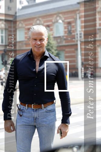 Amsterdam 25 mei 2018
Dries Roelvink op straat in Amsterdam zuid