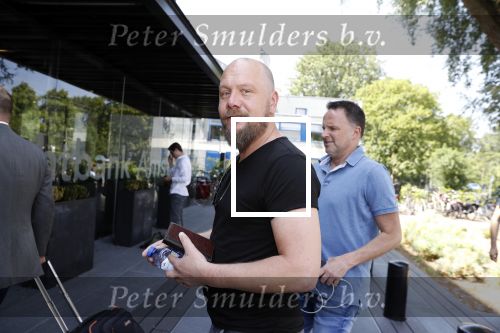 Amsterdam 28 mei 2018
Rechtszaak Patricia Paay tegen Geen Stijl en Eendevanger. Patricia kwam met haar man Robbert Hinfelaar naar de rechtbank in Amsterdam. Johan Vlemmix was ook aanwezig.