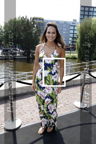 Amsterdam 7 juni 2018
Talkies terras award bij sushisamba in Amsterdam. Elise v d Horst met een kennis