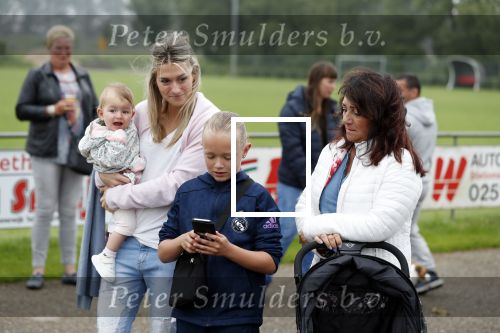 Beverwijk, 2 Juni 2018
Jaarlijks terugkerend voetbaltoernooi Rafael v d Vaart.
Estavana Polma en Jesslynn v d Vaart