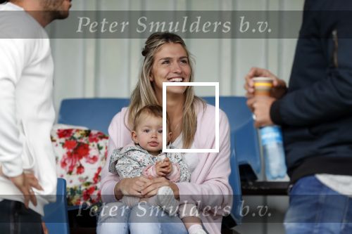 Beverwijk 2 juni 2018
Voetbaltournooi Rafael v d Vaart bij zijn oude club de Kennemers.
Zijn zoon Damian doet mee met zijn duitse Club Victoria. ( sponsor Meis interpreis)
Estavan Polman kwam met hun dochter Jesslynn . Ook Rafael zijn vader Ramone en moeder Lolita waren aanwezig.