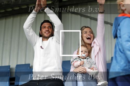 Beverwijk 2 juni 2018
Voetbaltournooi Rafael v d Vaart bij zijn oude club de Kennemers.
Zijn zoon Damian doet mee met zijn duitse Club Victoria. ( sponsor Meis interpreis)
Estavan Polman kwam met hun dochter Jesslynn . Ook Rafael zijn vader Ramone en moeder Lolita waren aanwezig.