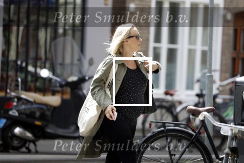 Amsterdam 5 juni 2018
Eva Jinek zwanger op de beethovenstraat.