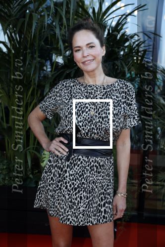 Amsterdam 5 juni 2018
Premiere Jurassic world in het amsterdam theater. Evelyn Struik met zoon