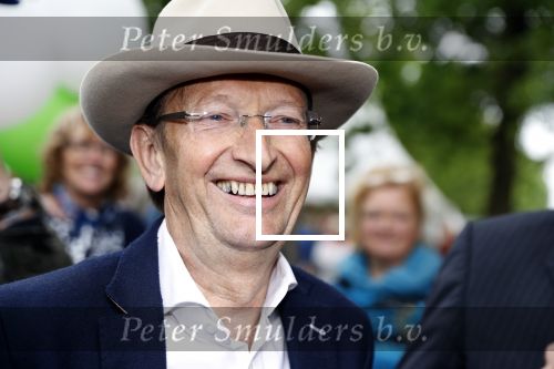 Hummelo 10 mei 2018
Onthulling standbeeld rockgroep Normaal met de bandleden Bennie Jolink, Ferdi Joly, Willem Terhorst en de partner van het overleden lid Jan Manschot