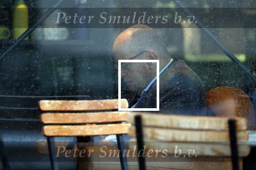 Amersfoort 8 juni 2018
Fred Teeven drinkt kopje koffie met een relatie bij de starbucks.