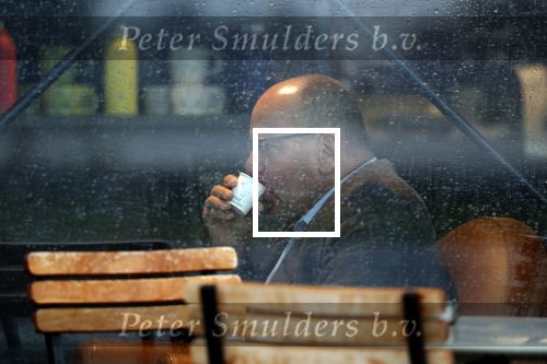 Amersfoort 8 juni 2018
Fred Teeven drinkt kopje koffie met een relatie bij de starbucks.
