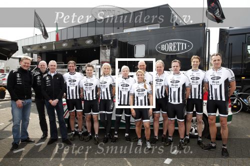 Watergang 29 maart 2013
Presentatie Boretti wielerploeg met div bn ers. Johnny Rep Frits Barend Bas Muijs Johan v d Velde Frederik Brom Theo de Rooij Nicolien Sauerbreij Sander Janson ea
Peter Smulders bv