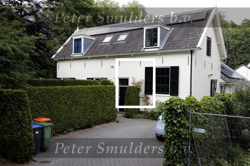 Muiderberg 30 mei 2018
Huis Freek de Jonge met zonnepanelen op het dak.