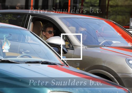 Amsterdam 6 juni 2018
Gigi Ravelli met haar man Roger Hodenius in hun porsche