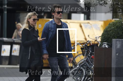 Amsterdam 10 april 2018
Gigi ravelli met haar man Roger Hodenius in Amsterdam zuid.