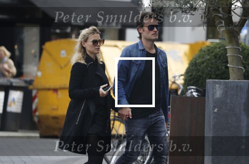 Amsterdam 10 april 2018
Gigi ravelli met haar man Roger Hodenius in Amsterdam zuid.