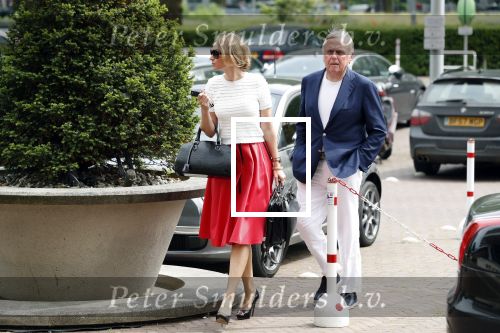 Amsterdam 28 mei 2018
Harry Mens met (goede) vriendin Aga op de pc hooftstraat en bij het hilton Hotel.