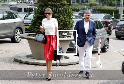 Amsterdam 28 mei 2018
Harry Mens met (goede) vriendin Aga op de pc hooftstraat en bij het hilton Hotel.