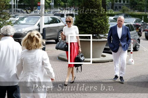 Amsterdam 28 mei 2018
Harry Mens met (goede) vriendin Aga op de pc hooftstraat en bij het hilton Hotel.