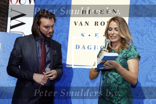Amsterdam 7 juni 2018
Presentatie nieuwe boek Heleen v Royen in het college Hotel. Heleen met vriend Bart Meeldijk